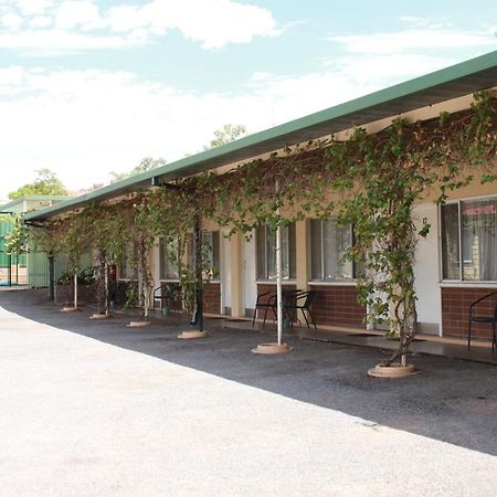 The Lodge Outback Motel Broken Hill Exterior foto