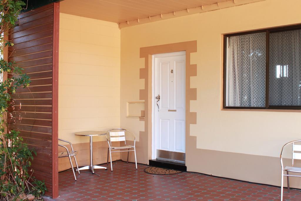 The Lodge Outback Motel Broken Hill Exterior foto